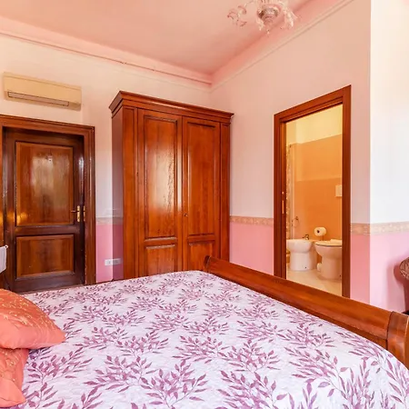 Casa Delle Rose Lido Venezia 4*