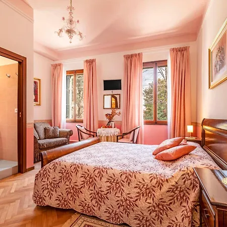 Alojamento de Acomodação e Pequeno-almoço Casa Delle Rose Venice Lido