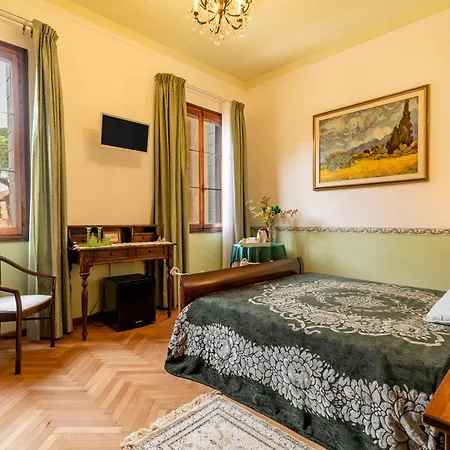 Casa Delle Rose Venice Lido Alojamento de Acomodação e Pequeno-almoço 4*