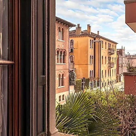 Casa Delle Rose Venice Lido Panzió