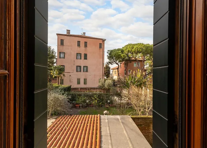 Casa Delle Rose Venice Lido Alojamento de Acomodação e Pequeno-almoço 4*