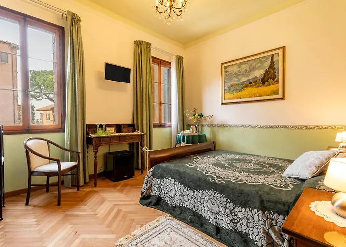 Casa Delle Rose Venice Lido Alojamento de Acomodação e Pequeno-almoço 4*