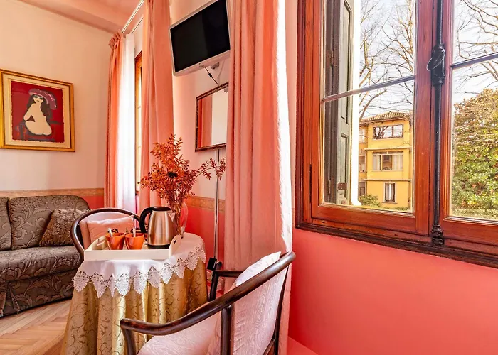 Casa Delle Rose Venice Lido 4*
