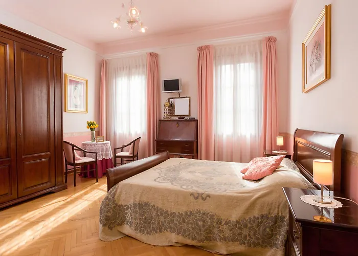 Casa Delle Rose Venice Lido Alojamento de Acomodação e Pequeno-almoço Lido di Venezia